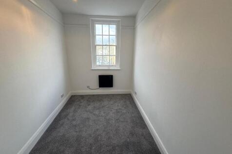 Bank Chambers, 3-7 Preston Circus, Brighton, East Sussex, BN1 6SA photo 5