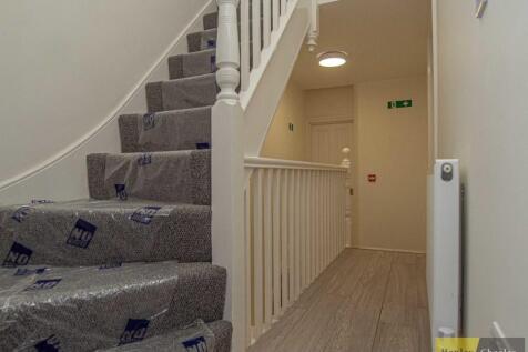 Endwood Court, Handsworth Wood photo 3