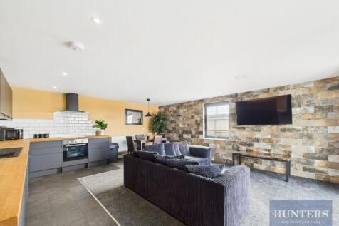 Kitchen / Living Room