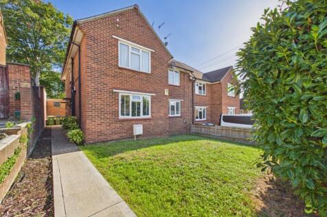Presented by Clinton at EweMove Bexleyheath and Da
