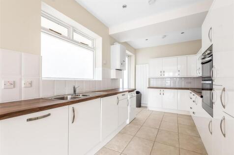 Cobham Road, Kingston Upon Thames photo 4