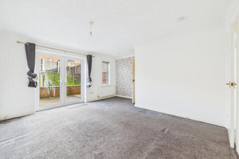 Caesars Close, Lydney, GL15 5NR photo 4
