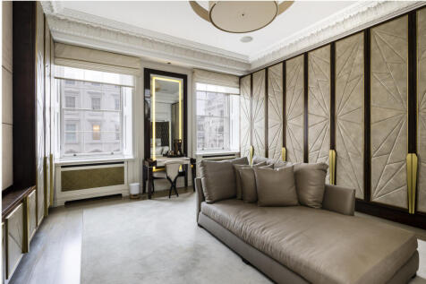 6 bed, 9 bath Town House in London - Photo 15