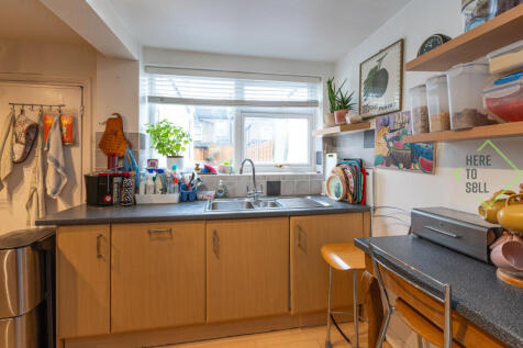 Cornwallis Grove N9-16