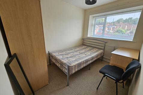 4 Comyn Street, Leamington Spa photo 4