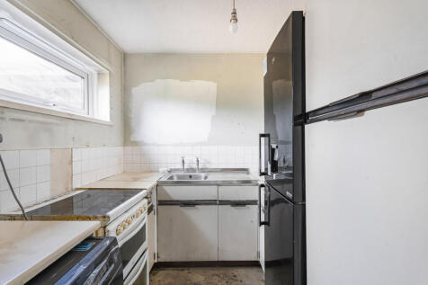 Reception/Kitchen