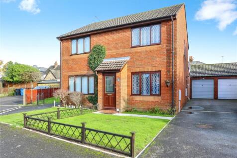 Poole, BH15 - property photo