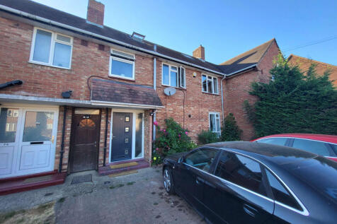 5 Bedroom Family Home for Rent