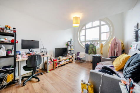 1324809-1-689a193...