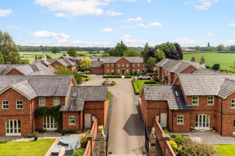 94088_8 Steadings Rise Mere (6).jpg