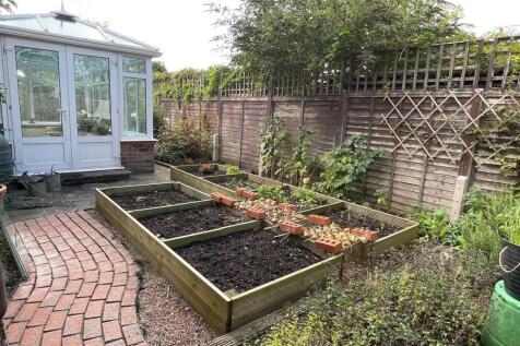 Garden &amp; Conservatory.jpg