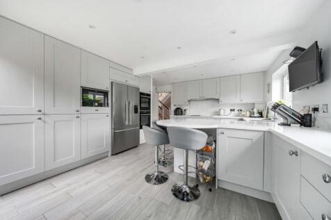 kitchen 2.jpeg