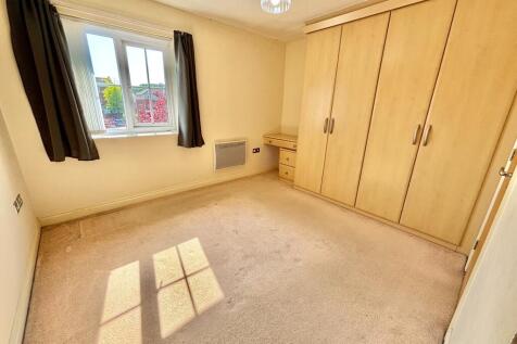 Derby Court, Bury, BL9 photo 5