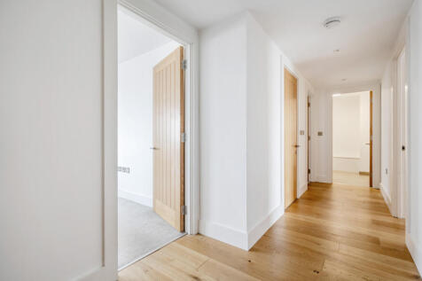 1331880-19-689354...