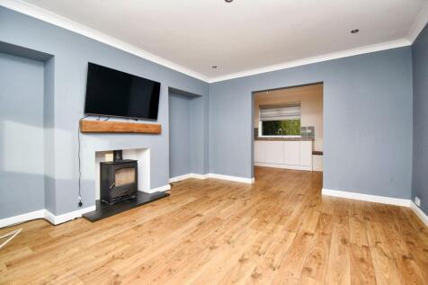 Lounge Angle 1