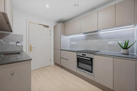12a Linacre Kitch...