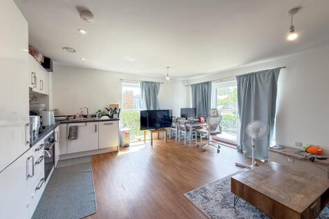 1 bedroom property in Atlas Way, Milton Keynes photo 5