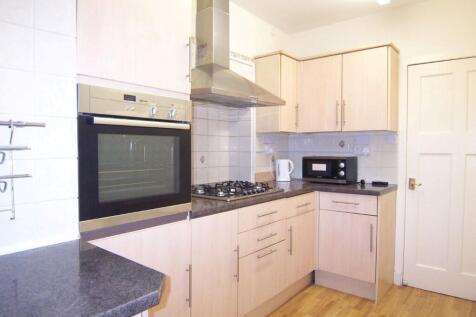 Roxeth Green Avenue, South Harrow photo 3