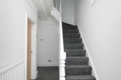 Four bedroom Student House - Lawrence Road, L15 photo 5