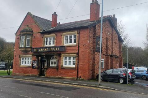 The Grand Hotel, 13 Market Street, Manchester M26 1GF