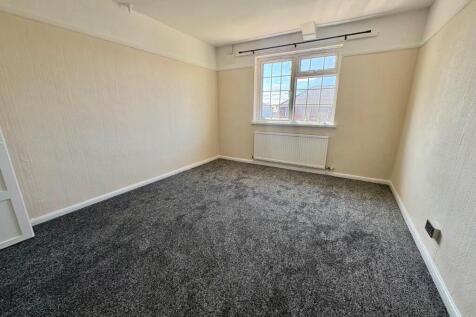 8 bed.jpg