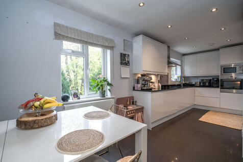 Kitchen dining large