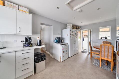 1289906-10-6824c3433151c-ARW