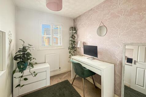 office/bedroom