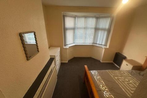 Room Available- Newton Road - Sparkhill - Birmingham  photo 3
