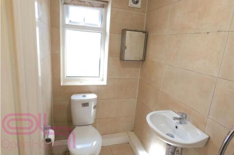 Minterne Toilet.jpg