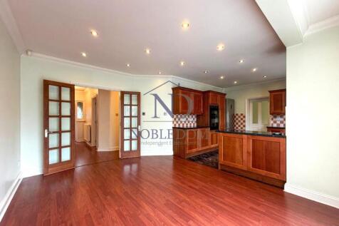 Bryanston Avenue, Twickenham, TW2 photo 4