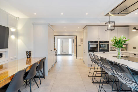 1383560-11-691f30...