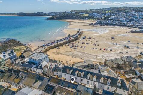 St Ives, TR26 - property photo