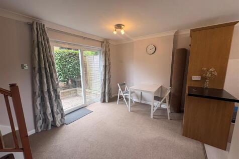 Lullingstone Drive, Bancroft Park, Milton Keynes photo 4