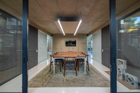 Commercial - Boardroom 