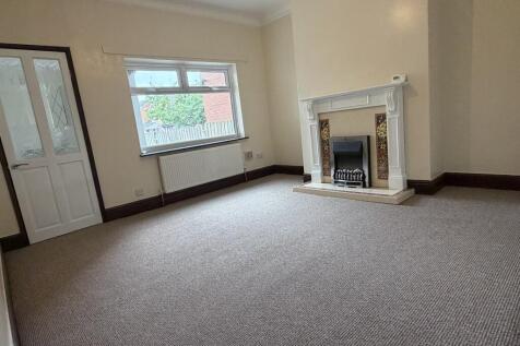 Sheffield Road, Birdwell, Barnsley photo 5