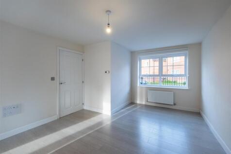 3 Dahlia Crescent-007.jpg