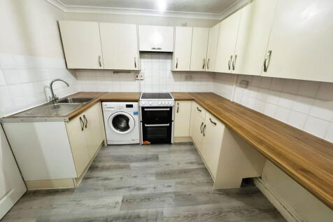 Guppy Street, Swindon, SN2 2BJ photo 3