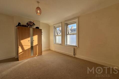 Dudley Road, Folkestone, CT19 photo 2
