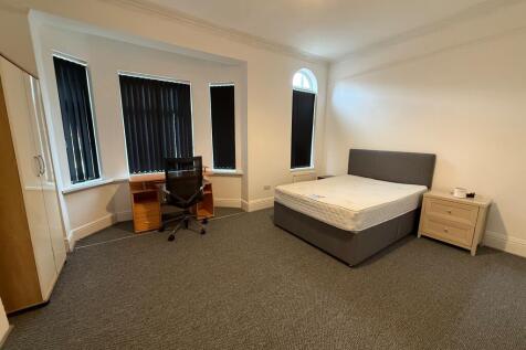 Room 5, Moss Lane East, Manchester M14 photo 5