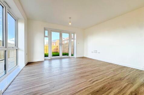 13 Cordwood, Chellaston, Derby photo 3