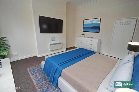 Xq_Z17a1tEaEVwy5CCg9dQ - Bedroom - Standard - 2.jp