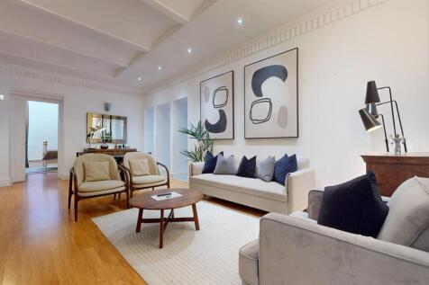 Flat 1 167 CRreception2.jpg