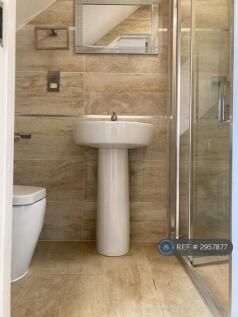 Bedroom 3 Ensuite