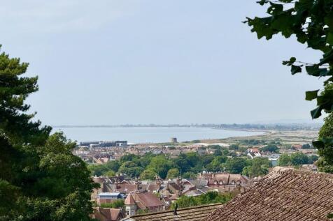 9 Cliff Road View.jpg