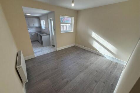 Dallow Street, Burton-On-Trent, DE14 photo 3