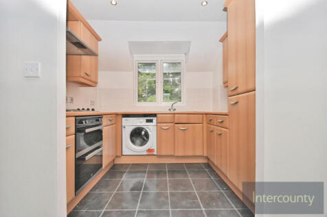 Cavell Court, Bishops Stortford, Hertfordshire, CM23 photo 4