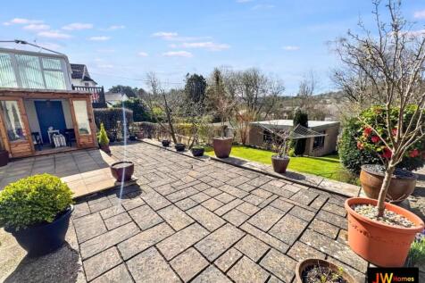 REAR GARDEN 2 (16)