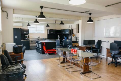 B143 Property pic 2.jpg