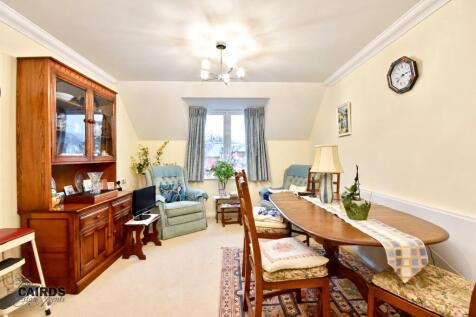 Leatherhead Road, Ashtead, Surrey, KT21 photo 3